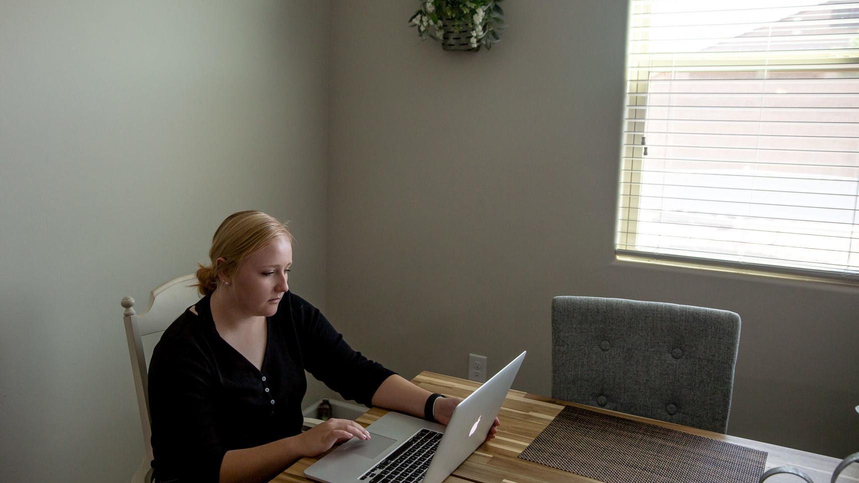 This Marana teen wanted to know if people are social distancing. She got 1,200 answers